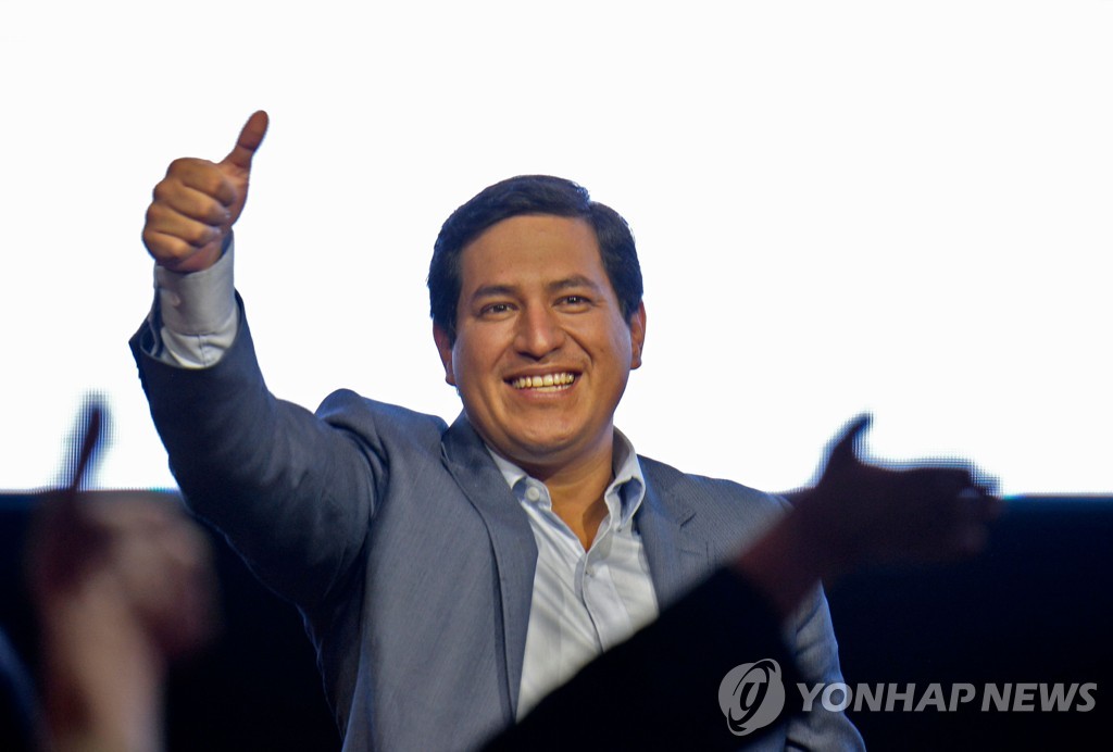 에콰도르 대선서 30대 사회주의 경제학자 1위…4월 결선 유력
