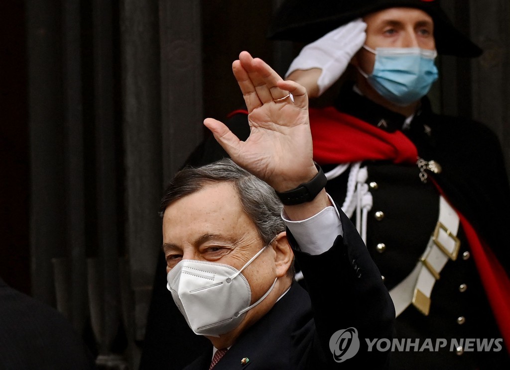 이탈리아 드라기 총리 "국가재건 나설 것…이념 떠나 단결해야"