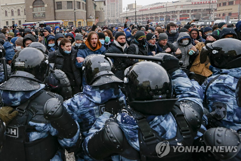 러 전역서 2주째 나발니 석방 촉구 시위…"5천여명 체포"(종합2보)