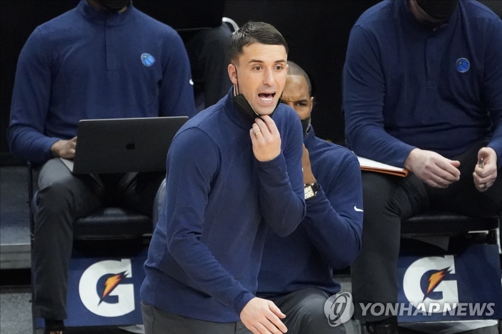 NBA 최하위 미네소타, 손더스 감독 해임…새 감독에 핀치