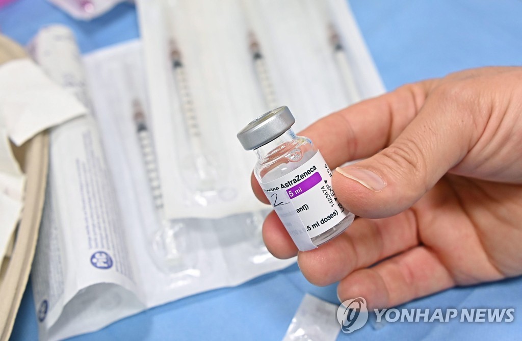 독일 "AZ백신 접종자 나중에 화이자 등 mRNA백신 추가접종 가능"