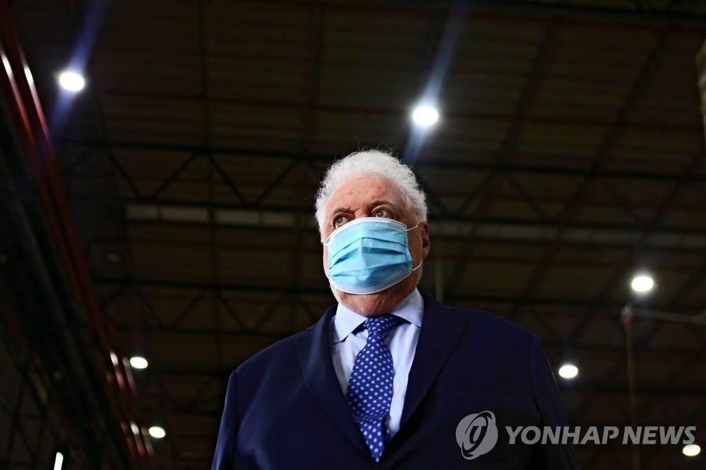 아르헨서도 '새치기 백신 접종' 스캔들…보건장관 경질