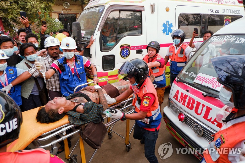 미얀마 시위자 사망에 유엔·미국·유럽 "강력 규탄"(종합2보)