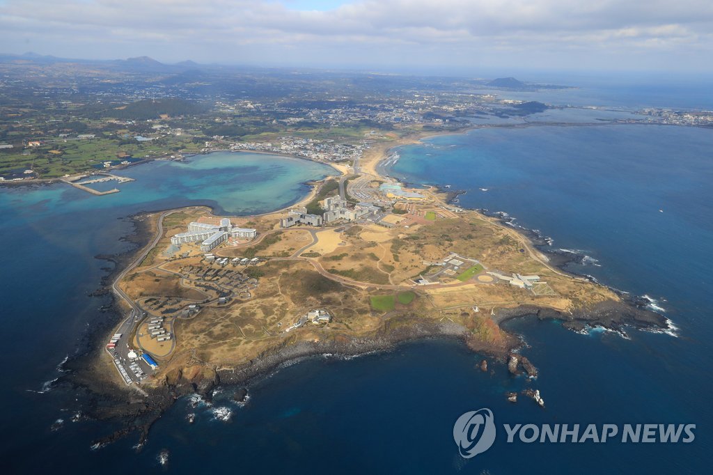 제주 제2공항 여론조사 후유증…정치권 갈등 심화