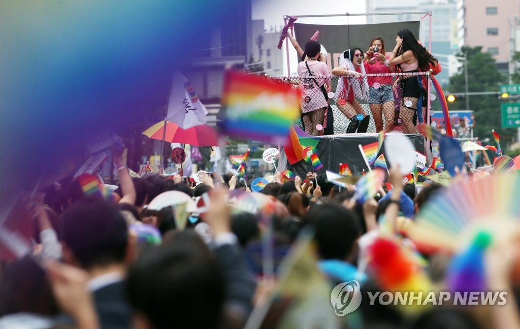 퀴어 이슈에 '차별금지법' 재조명…이번에는 논의할까