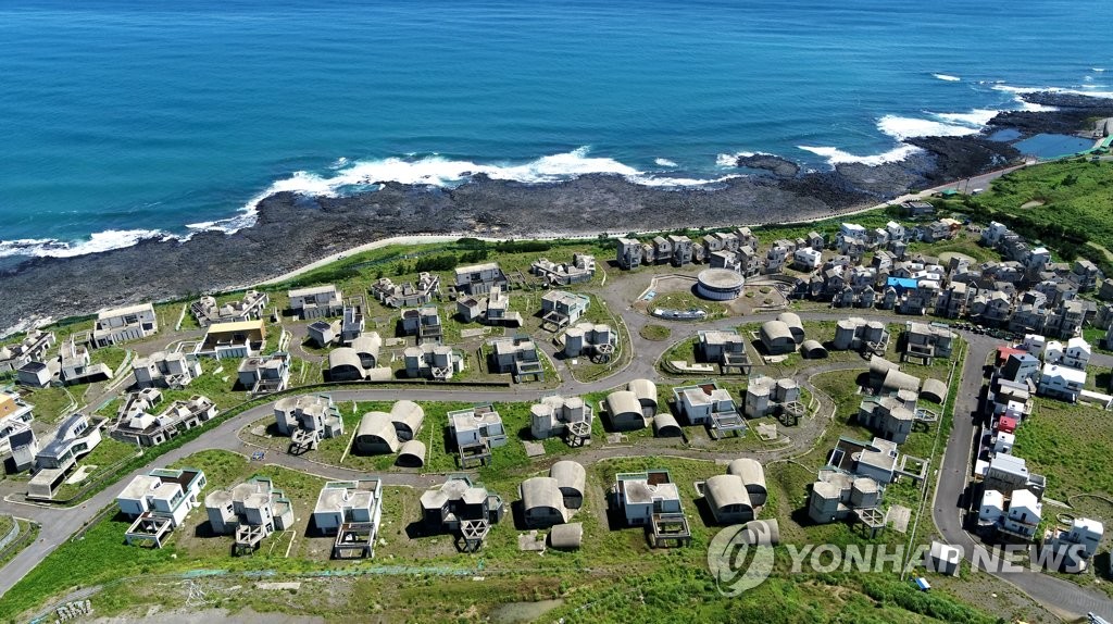 길 잃은 제주 예래휴양형주거단지…토지반환 소송 판결 '제각각'