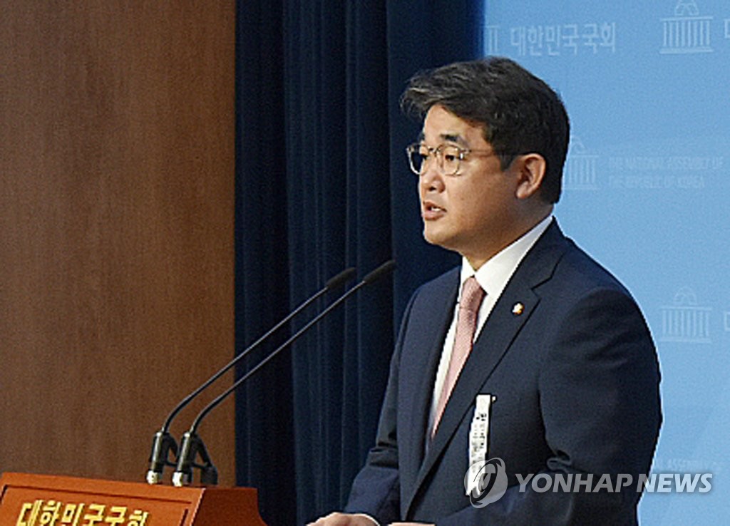 野 "20년지기 신현수 '팽', 문대통령 본인 의지"