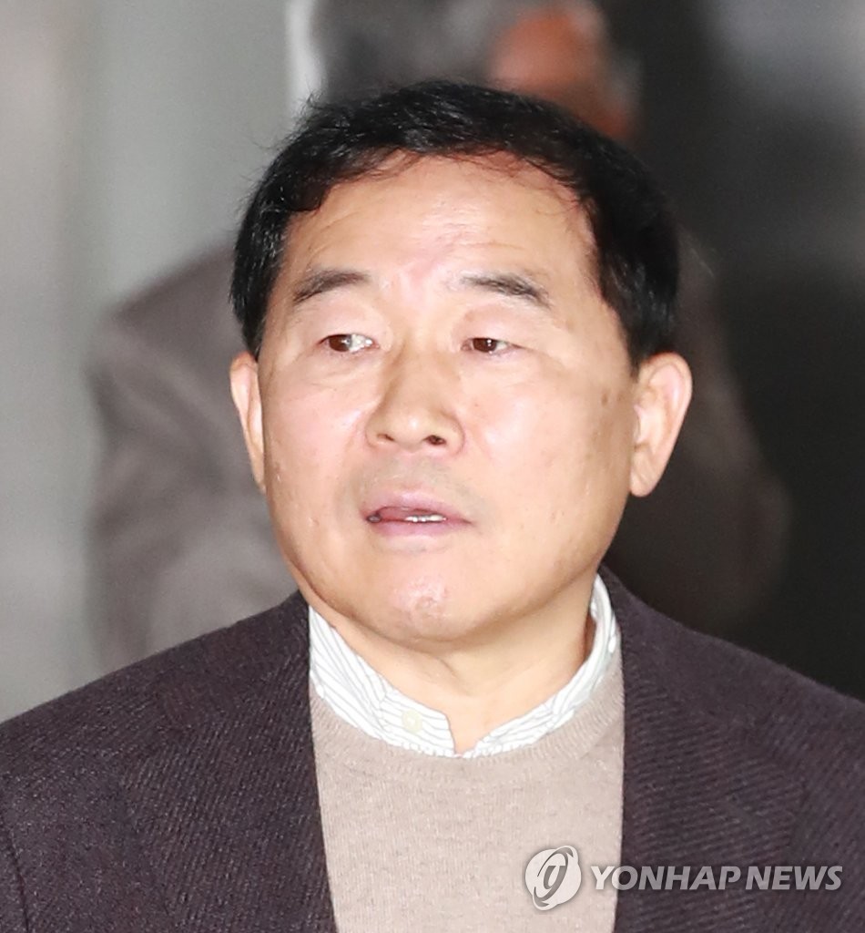 선거법 위반 3개월 도피…황주홍 전 의원 징역 2년 선고