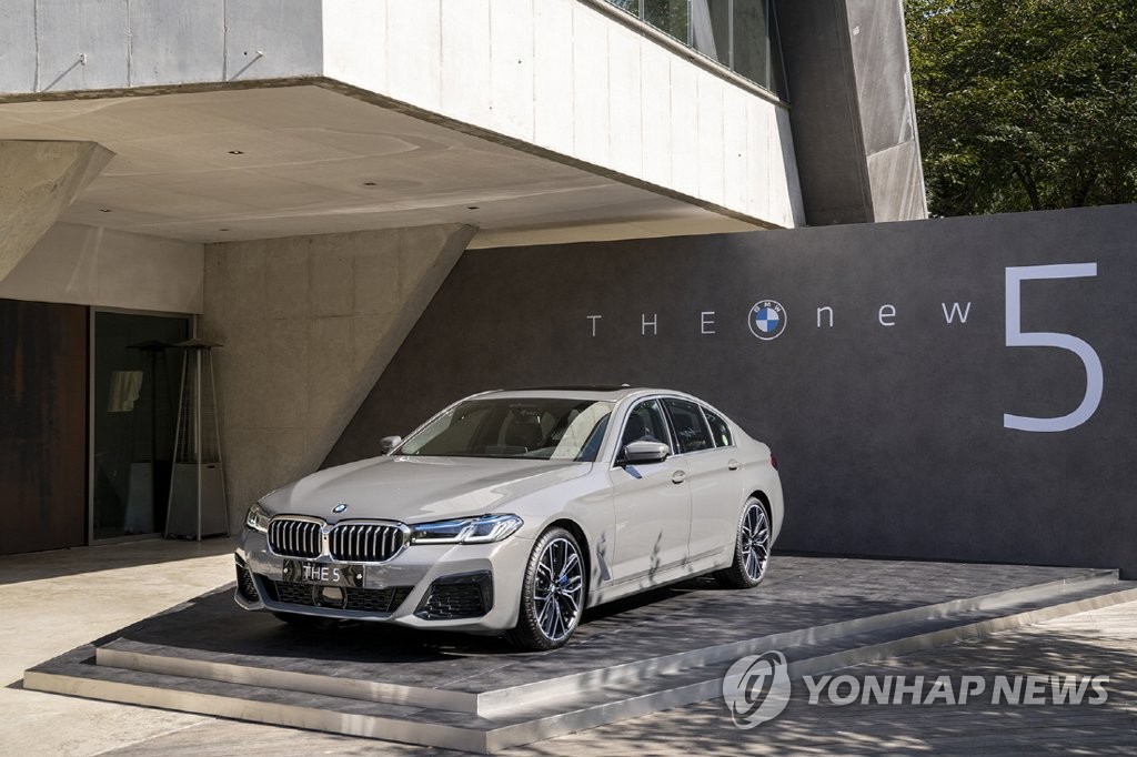 밀려난 외국계 완성차 3사…1월 판매에서 벤츠·BMW에 뒤져