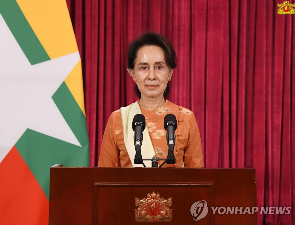 미얀마 민주주의 또다시 가로막은 군부…질긴 '악연'