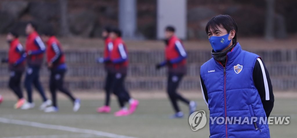 [프로축구개막] ④ 홍감독·박위원·이대표…월드컵 전사들의 '장외 경쟁'