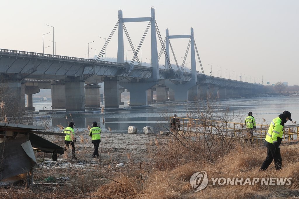 "점퍼에 적힌 아들 이름 보고 실신"…발달장애인 실종 한달반