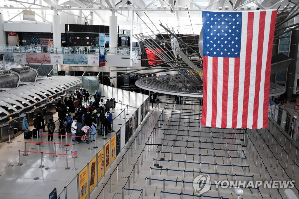 변이유입 막아라…영국, 미국·스페인 입국자도 호텔격리 검토