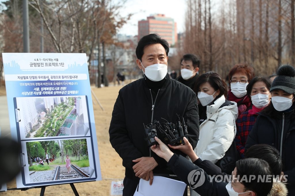 "박원순2" "친문팔이" "헛소리"…野, 박영선에 집중타