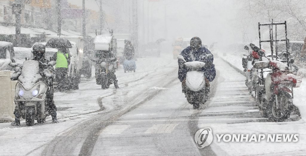 전북 진안·무주에 대설주의보…익산 등 3곳 대설주의보 유지