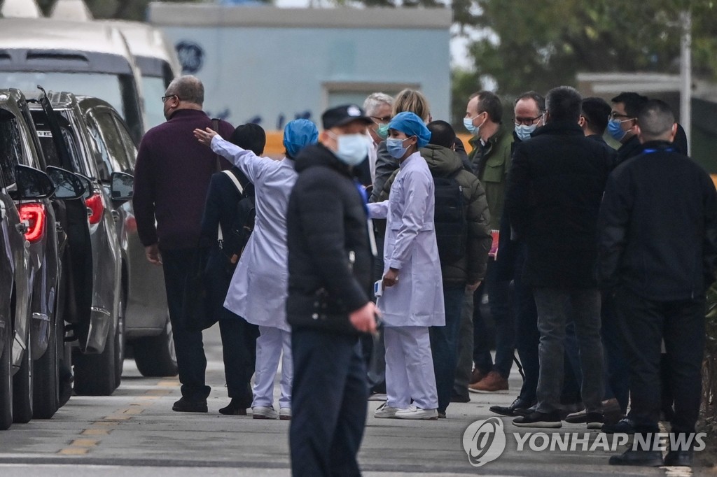 홍콩매체 "코로나 진원지 中후베이 노인 15만여명 사라져"