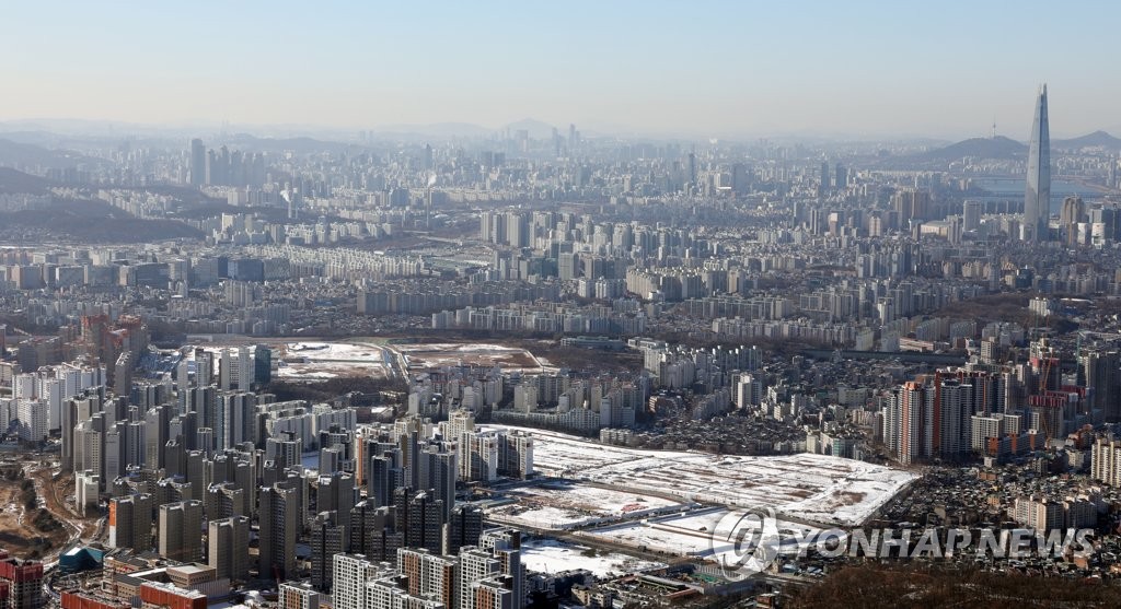 공공시행 재건축에 "기대 커" vs "실익없어"…강남·북 온도차