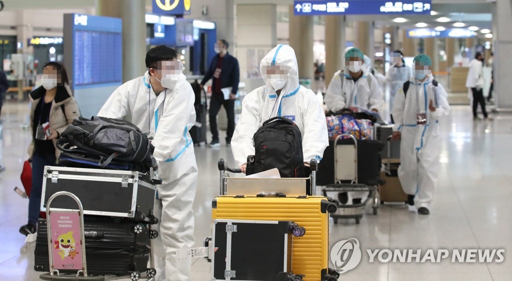 [3보] 신규확진 440명, 사흘만에 다시 400명대…당분간 더 늘어날 듯