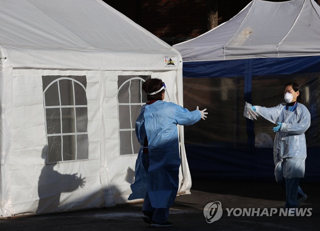 음식점·요양병원 등서 신규 집단감염…한양대병원 누적 83명