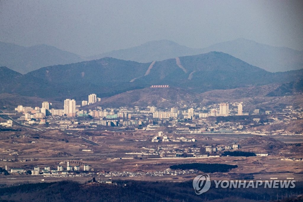 통일부 "개성공단 중단 5년 안타까워…조속한 재개 논의 희망"