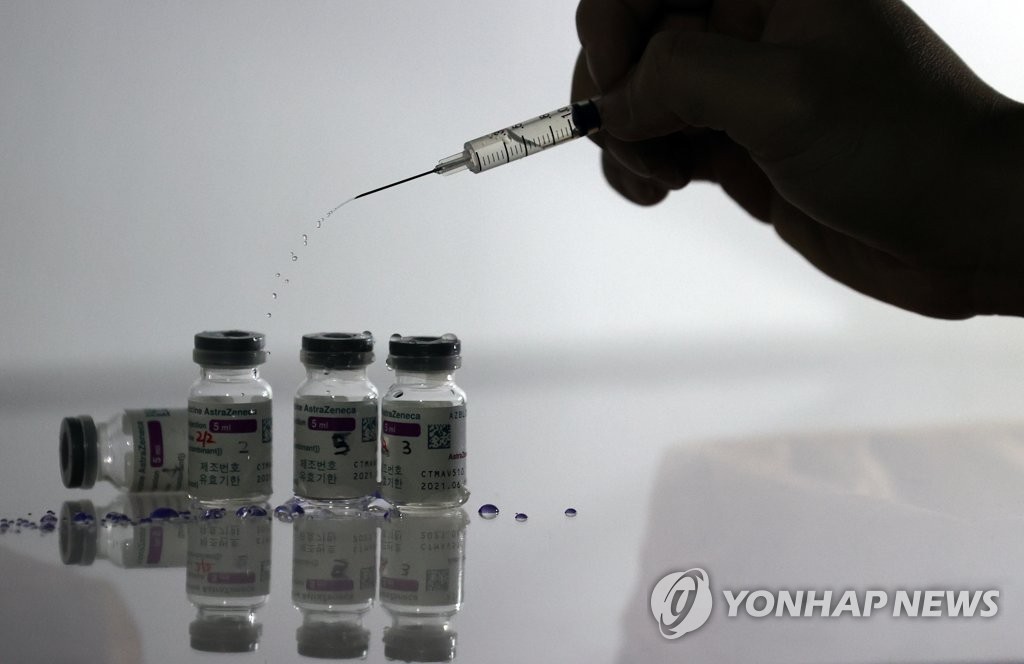 독일인 3명 중 1명 "AZ백신 맞느니 기다리겠다"