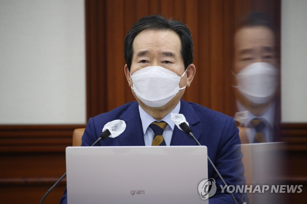 정총리 "AZ백신 안전성 문제없다…임상 충분치 않을 뿐"