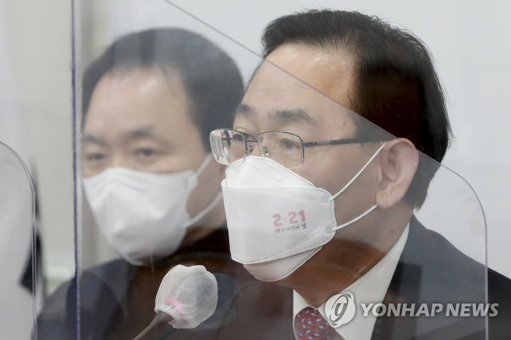 주호영 "흐지부지되리라 생각말라"…김명수 사퇴 압박