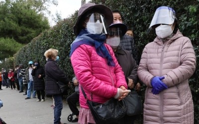 폐기 앞둔 백신 노리는 '백신 사냥꾼' 활개…윤리적 비판도