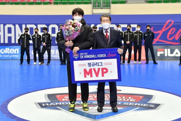 Handball Men’s Regular League ends…  Park Gwang-soon is the top scorer for 3 consecutive seasons