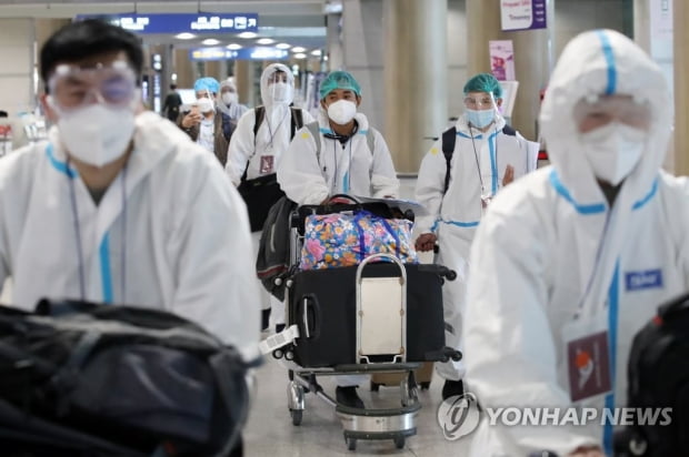 오늘부터 격리면제자도 입국 직후 임시생활시설서 코로나19 검사