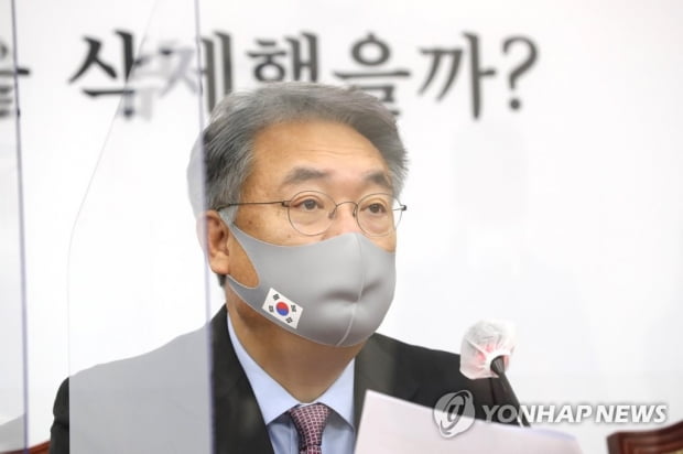 정진석, MB국정원 사찰의혹 "재보선용 정치공작"