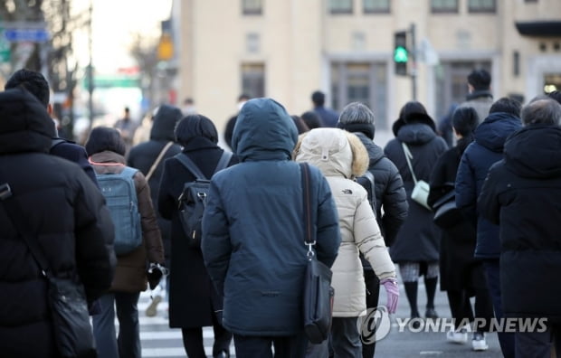 중부지방 출근길 영하 10도 강추위…전라·제주 많은 눈