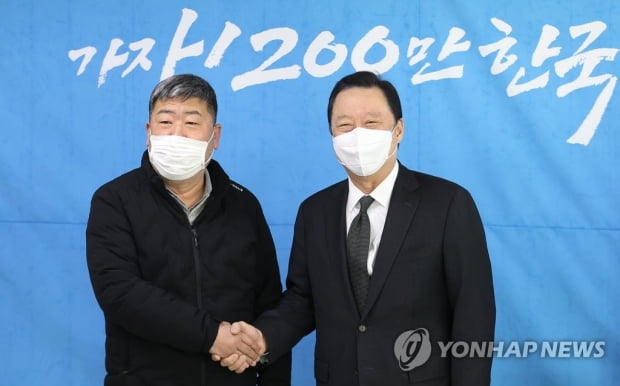 박용만, 한국노총에 퇴임 인사…"상생 위해 앞으로도 함께하자"