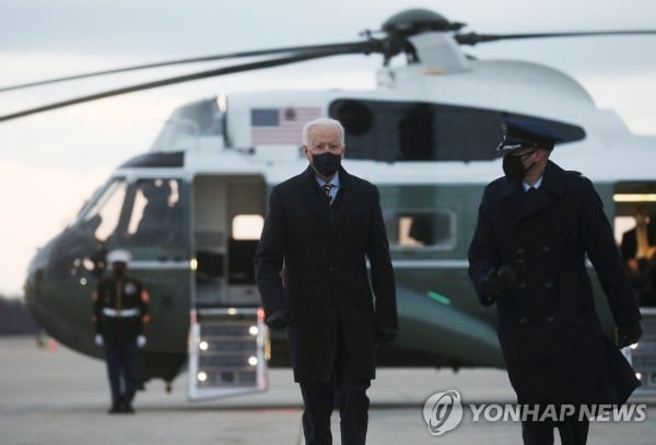 미 전역 강타한 한파에 바이든 리더십 시험대