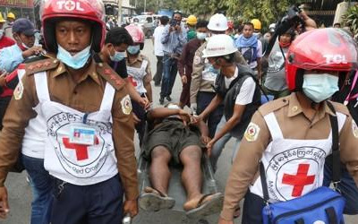 미얀마 유혈사태 악화일로…쿠데타 이후 4명 사망·100여명 부상