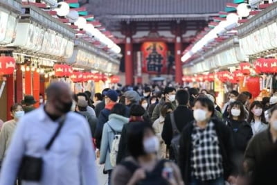 日코로나 확산 봄철 앞두고 '주춤'…긴급사태 해제 검토