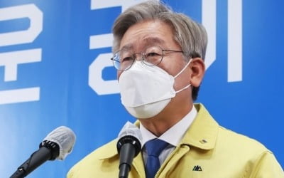 이재명, 의협 총파업 예고에 "간호사에 의료행위 임시 허용해야"