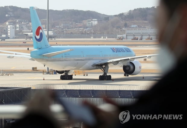 국토부, '엔진 고장' 보잉 777 항공기 특별점검 지시