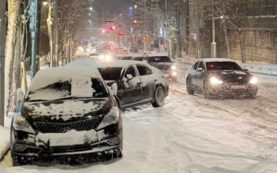 "아는 만큼 누린다"…꼭 알아야 할 '車보험 긴급출동 혜택'[금융실험실]