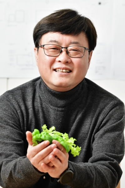 [서울창업허브 우수기업 ⑲] DK에코팜, 식물특성과 재배환경에 따라 자동 조절되는 스마트팜