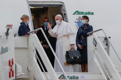 이라크 방문한 프란치스코 교황의 당부 "폭력과 극단주의 멈춰야"