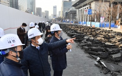 혈세 800억 투입하는 광화문광장…선거 이후에도 살아남을까