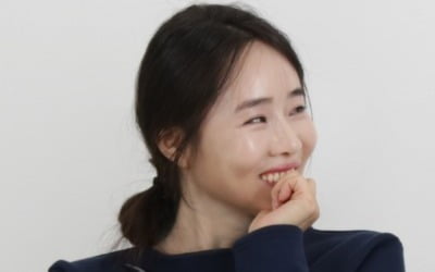 강지현 아이스토리 대표 "3만5000 탈북민 이야기 패션에 담겠다"