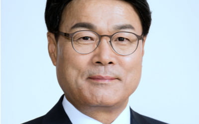 [속보] 최정우 포스코 회장 연임확정…"2차 전지 수소사업 강화"