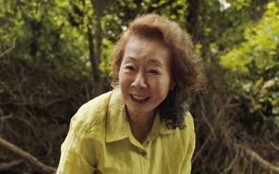[속보] '미나리' 윤여정, 아카데미 여우조연상 후보…한국배우 최초