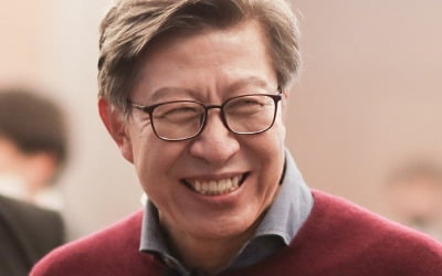 박진영 "이명박은 정직한가…박형준도 거짓말만 해"