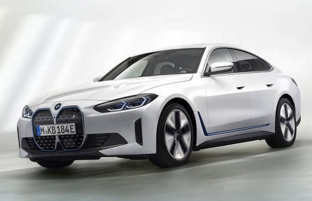 BMW그룹이 공개한 부분 자율주행 전기차 i4. 사진=BMW