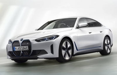 i4 공개한 BMW "전기차 판매 비중, 2030년 과반까지 늘린다"