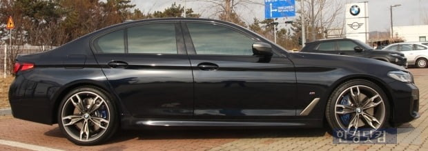 BMW M550i x드라이브. 사진=오세성 한경닷컴 기자