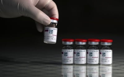 정부 "아스트라제네카 백신 접종 계속"